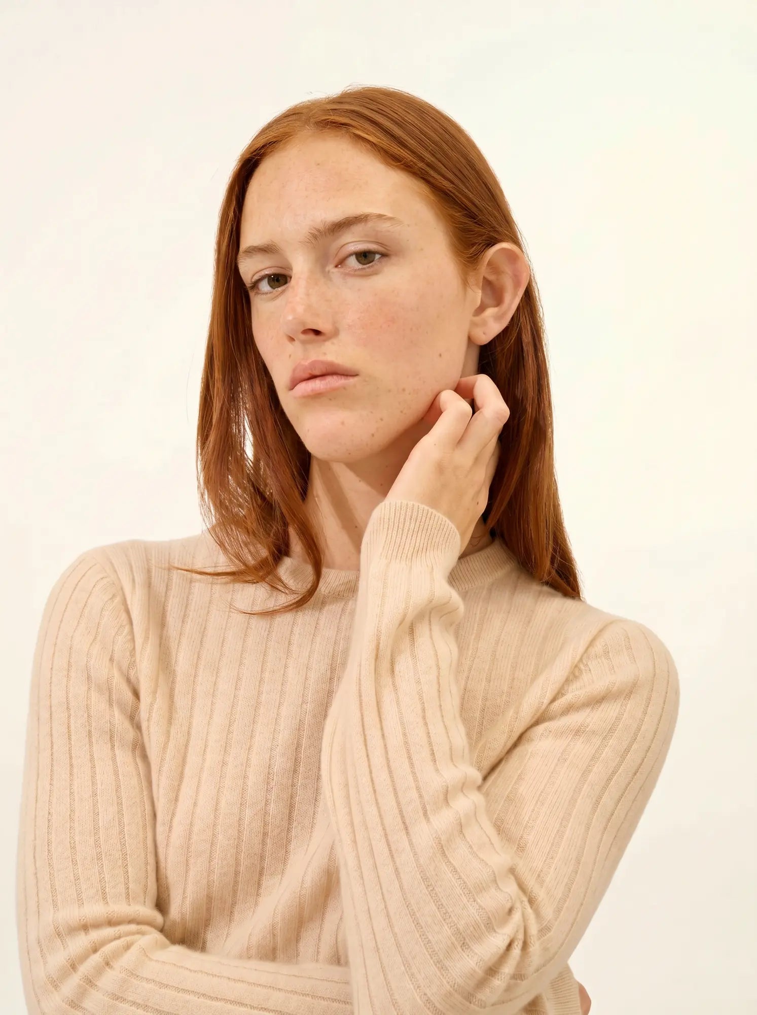 AVANA pullover rundhalsausschnitt sand