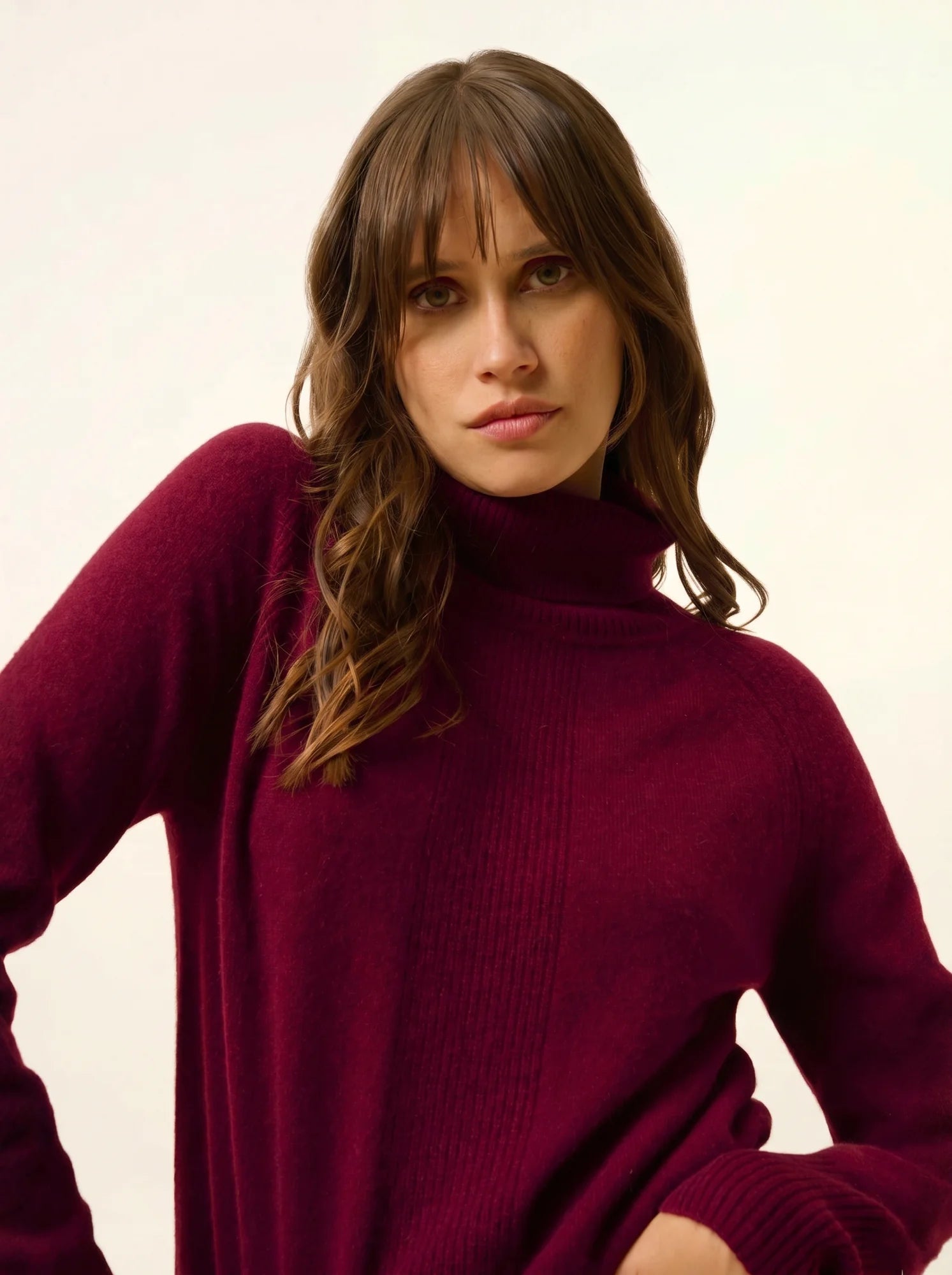 LILLY pull col roulé bordeaux