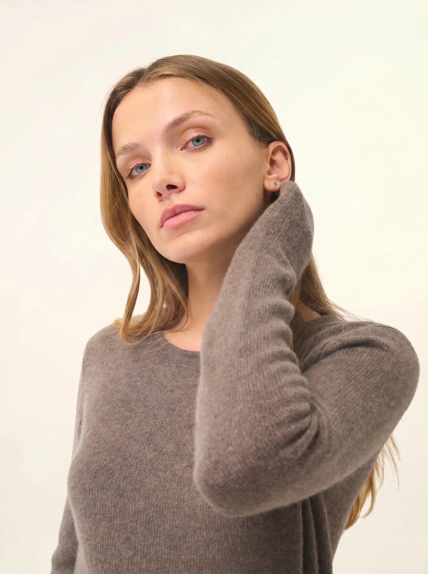 JOYCE pullover rundhalsausschnitt 4-fädig taupe meliert