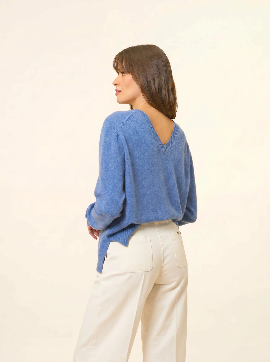 OPAL pull col V devant et dos bleu denim
