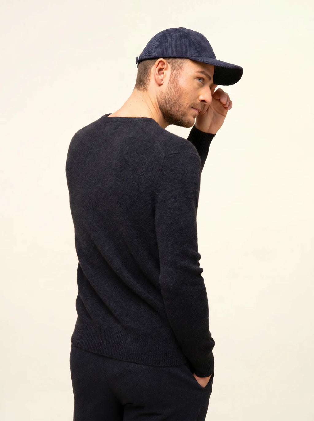 NATHAN pullover v-ausschnitt 4-fädig caviar