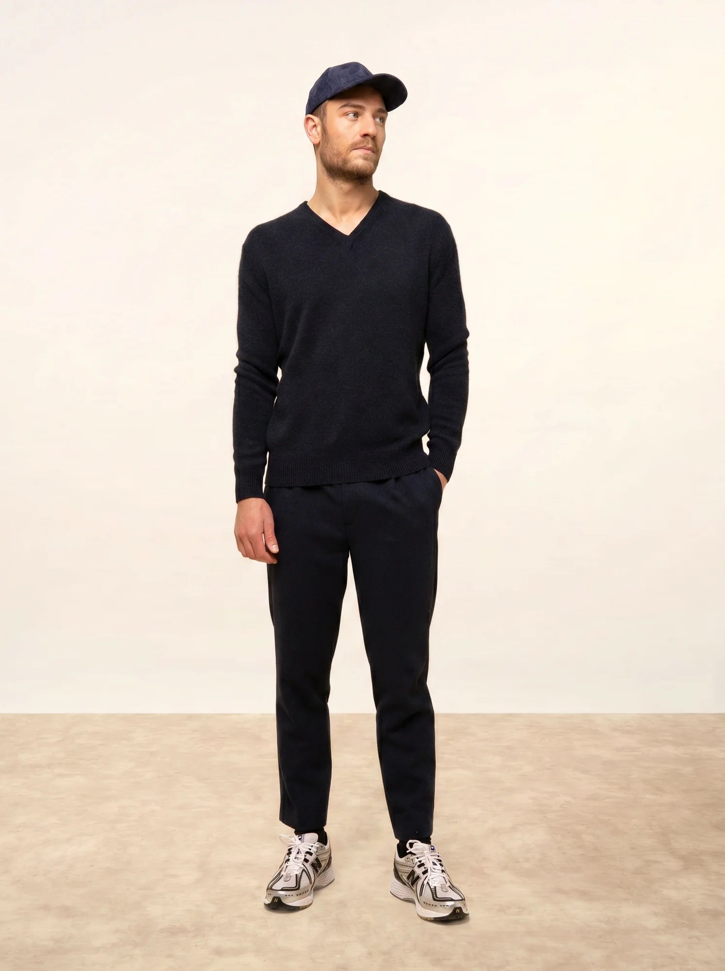 NATHAN pullover v-ausschnitt 4-fädig caviar