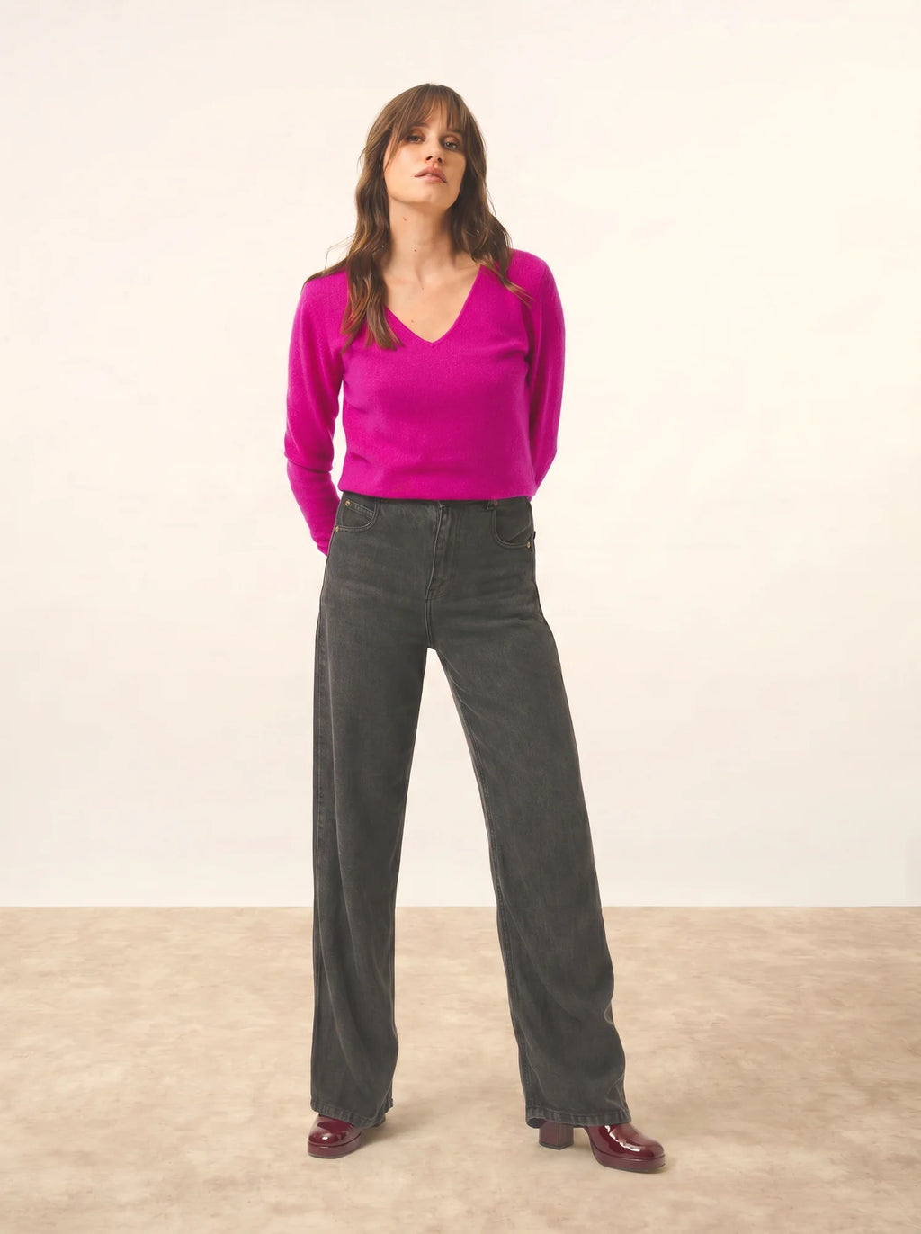JOAN pullover v-ausschnitt violine