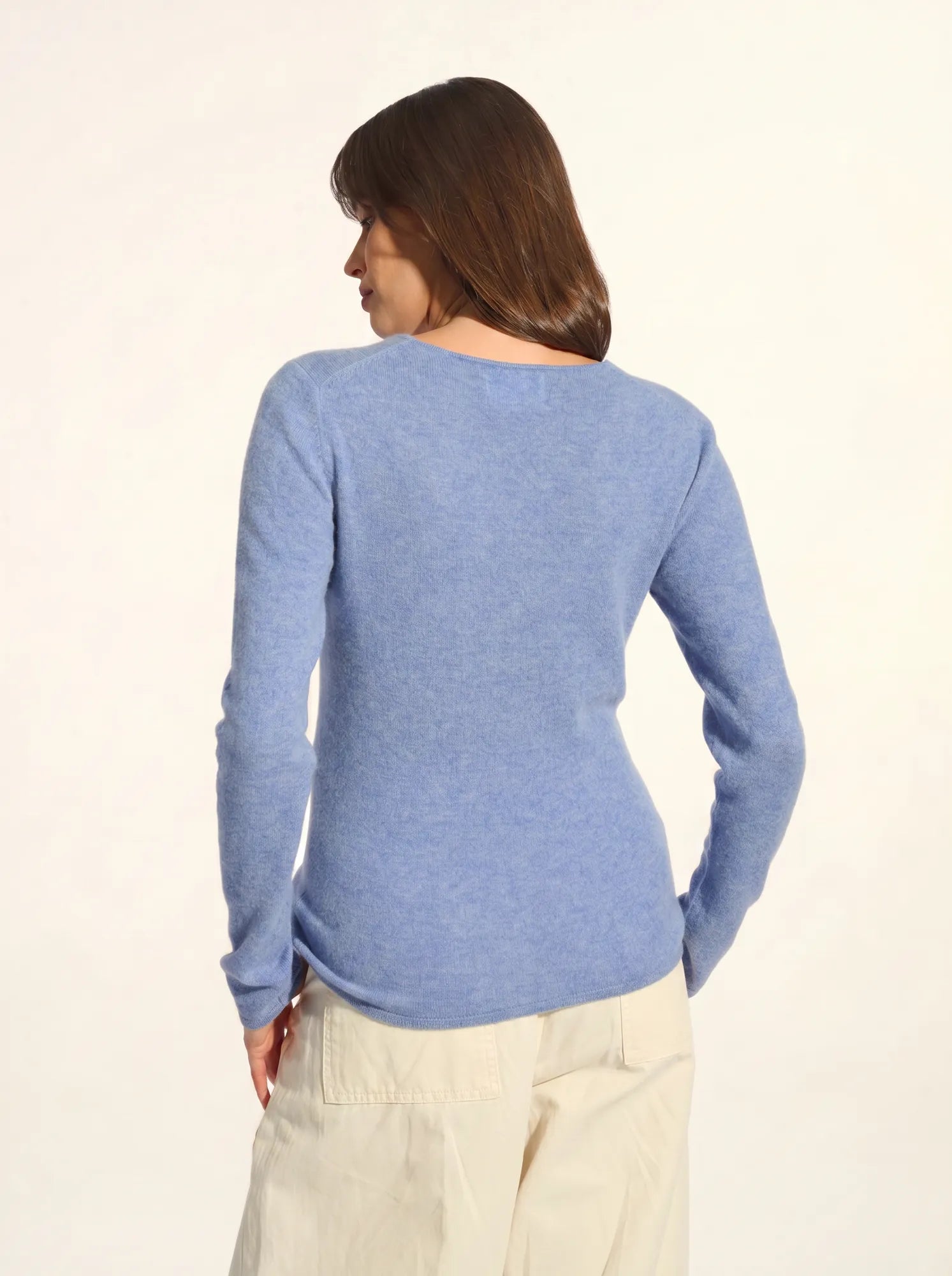 JOAN pull col V ciel chiné