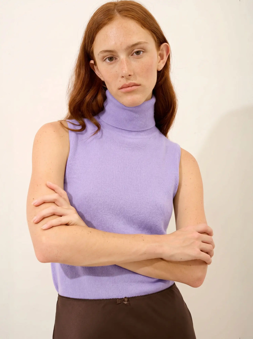 VIOLET pullover rollkragen ärmellos malve