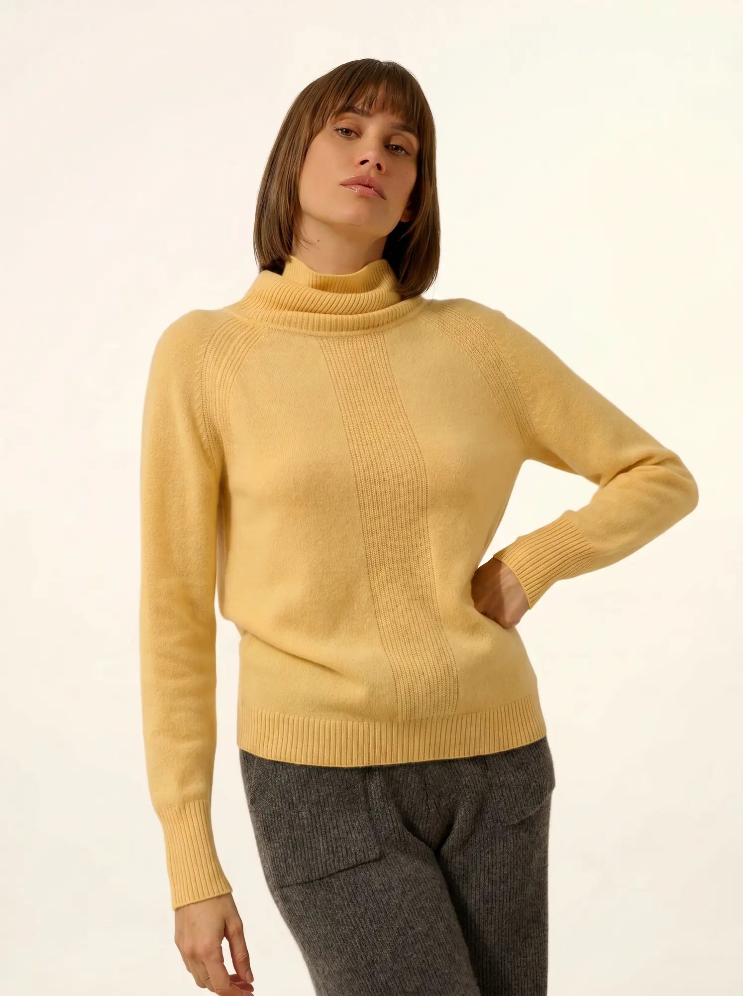 LILLY pull col roulé vanille