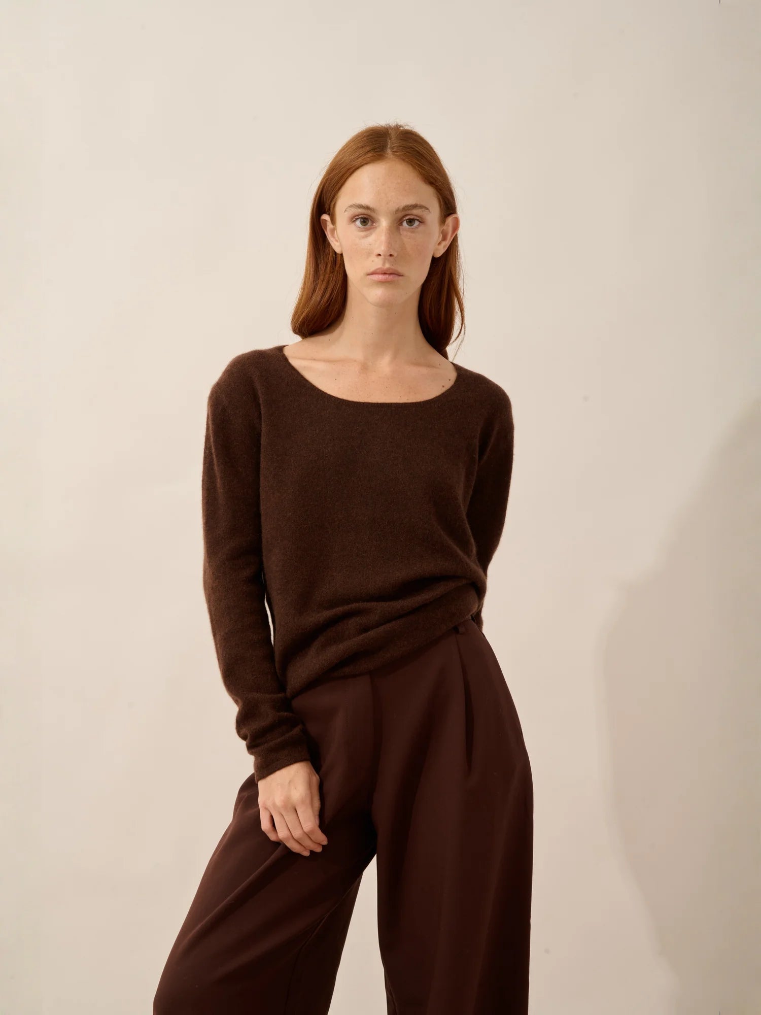 FIONA pullover rundhalsausschnitt kaffee