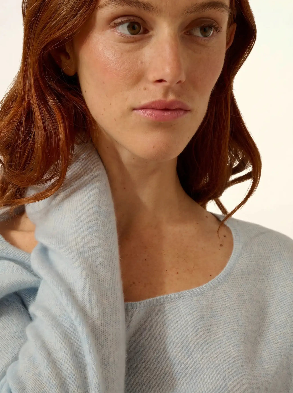FIONA pull col rond bleu clair chiné