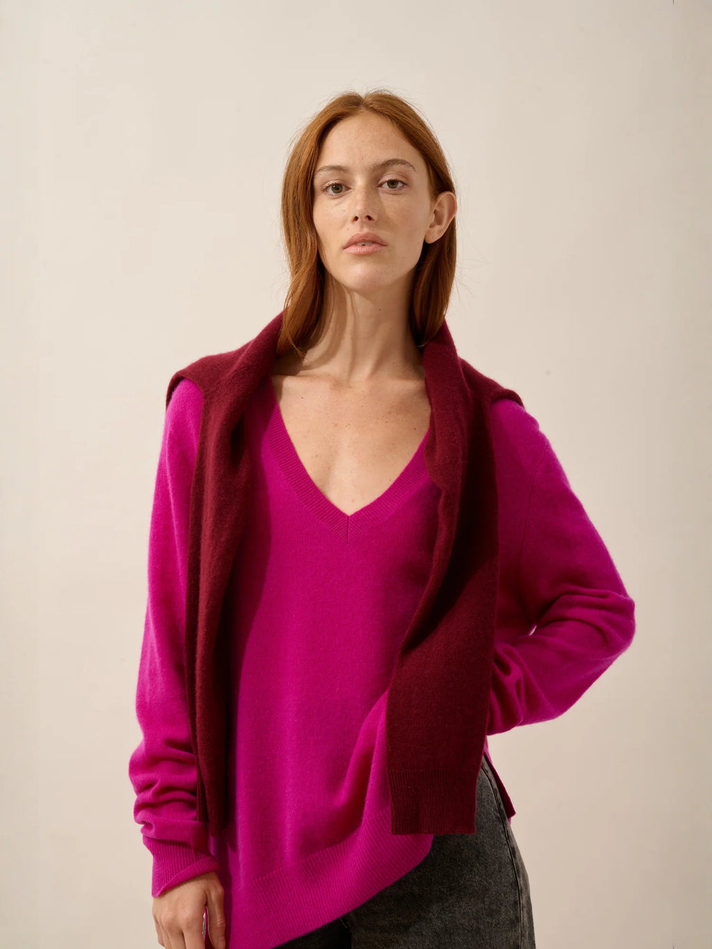 OPAL pullover v-ausschnitt vorne und hinten violine