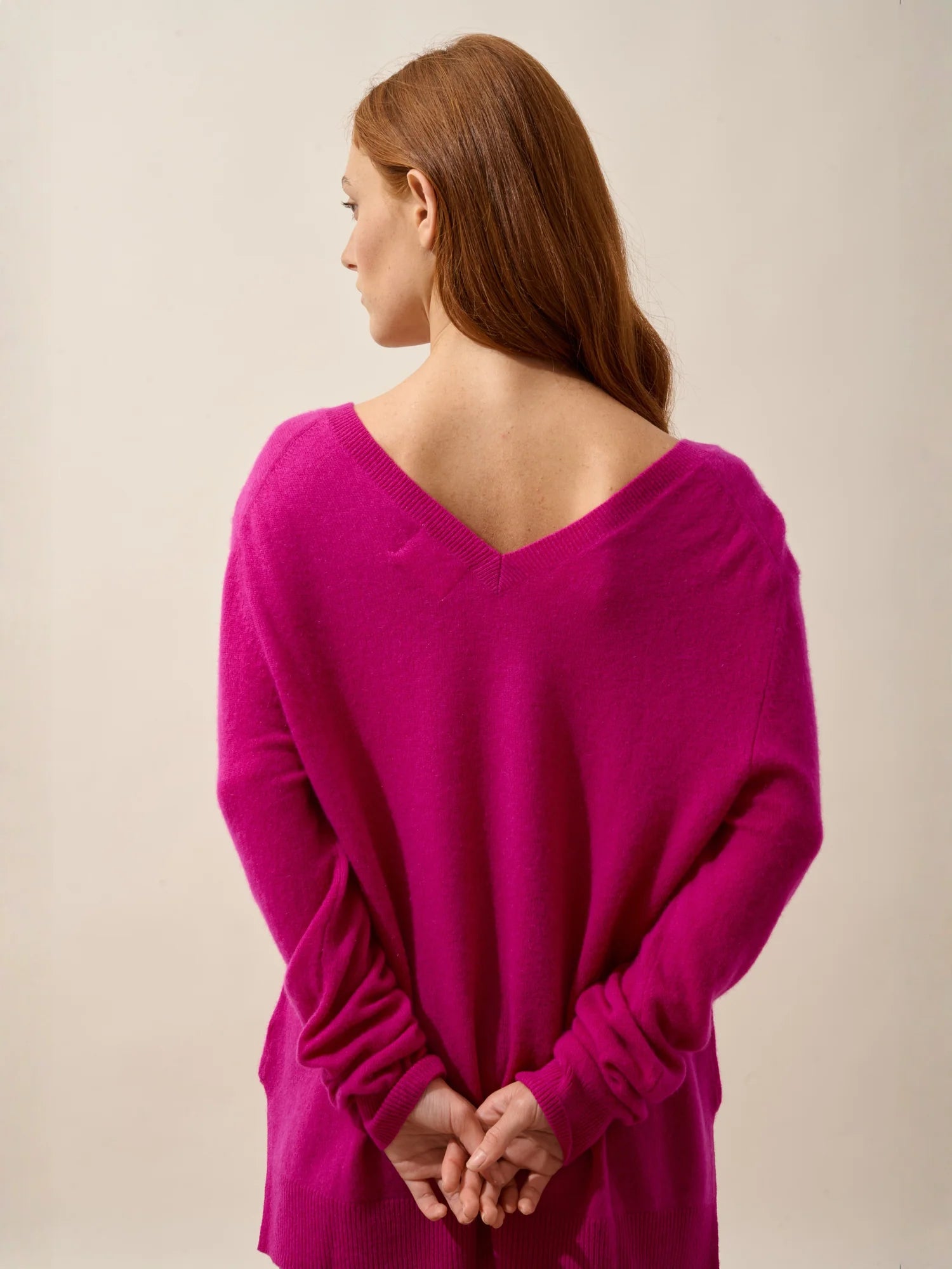 OPAL pullover v-ausschnitt vorne und hinten violine