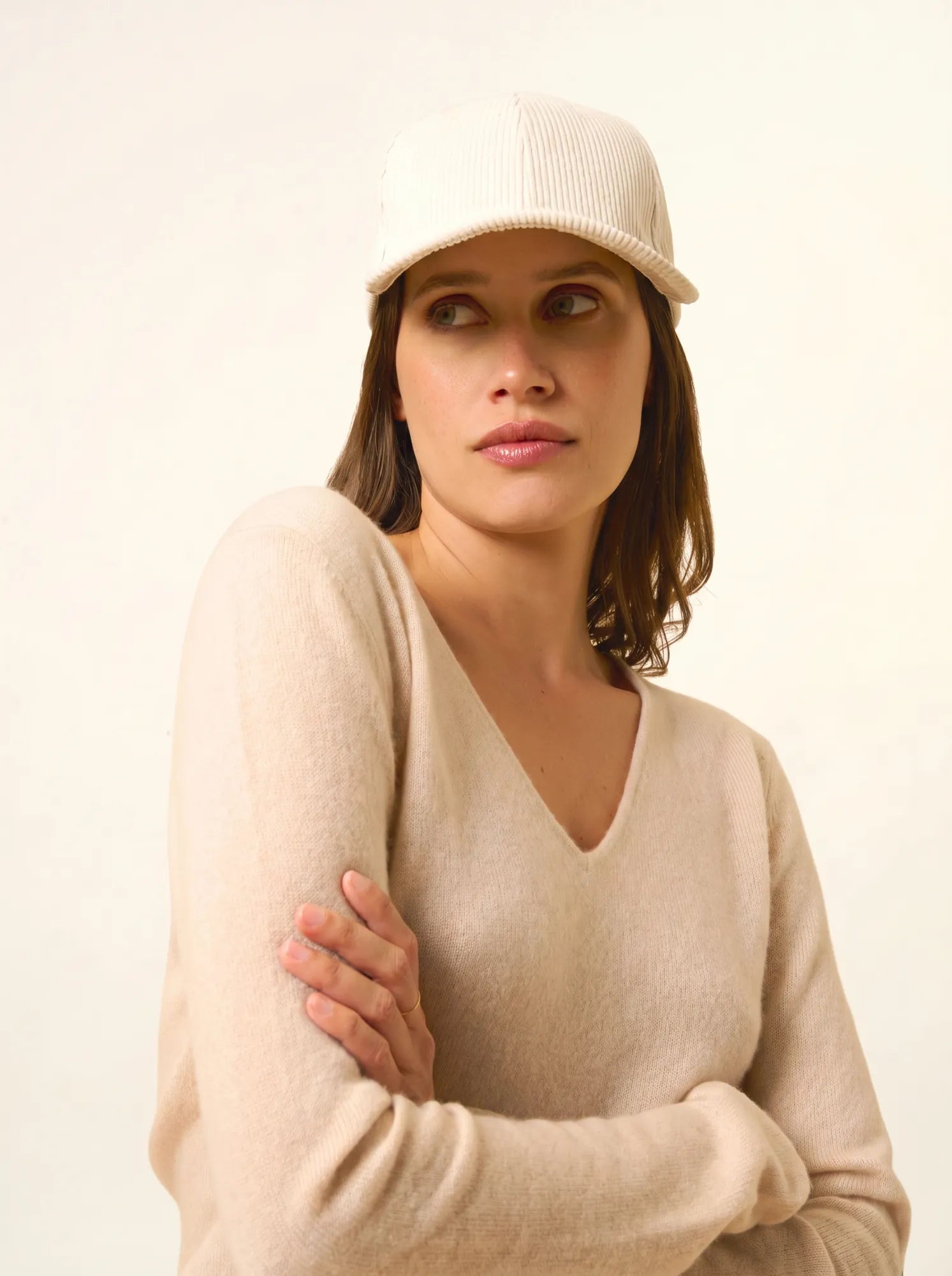 JOAN pullover v-ausschnitt nude