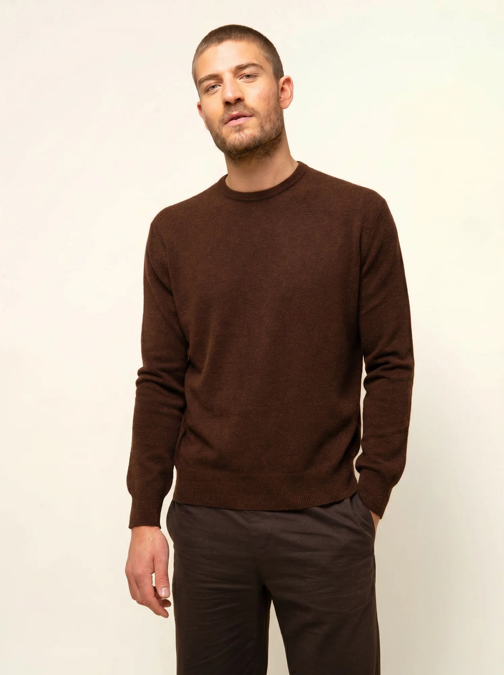 HOWARD pullover rundhalsausschnitt kaffee