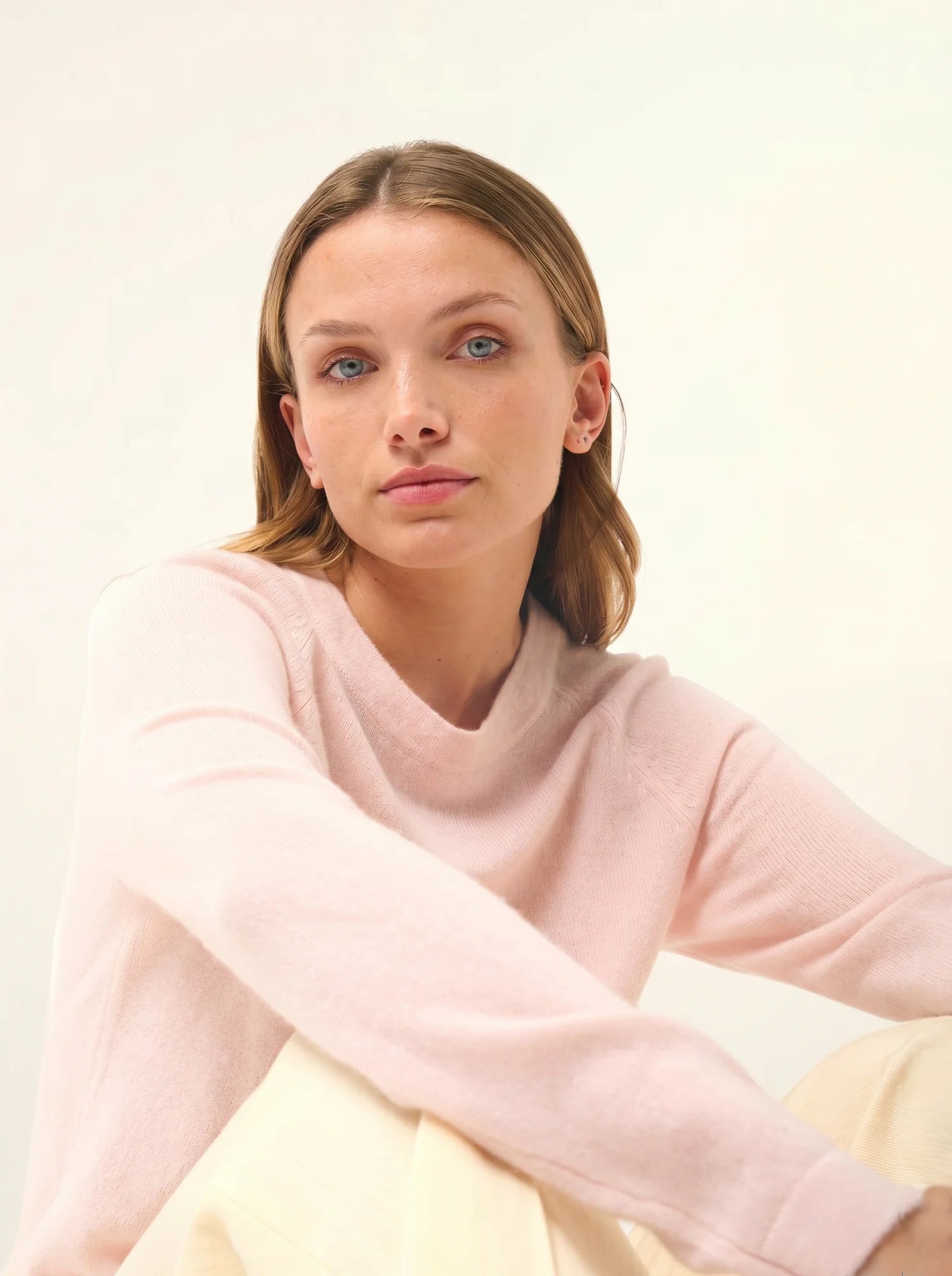 JANE pullover rundhalsausschnitt poudre
