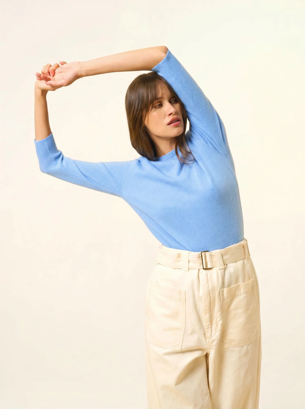 JANICE pullover rundhalsausschnitt geknöpft hinten blau bébé