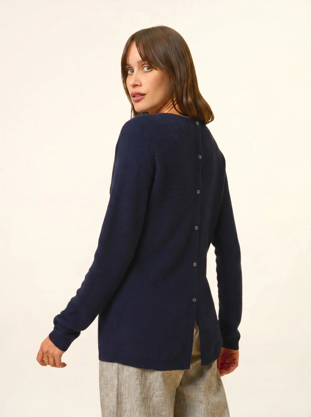 OLENA pullover rundhalsausschnitt geknöpft hinten marineblau