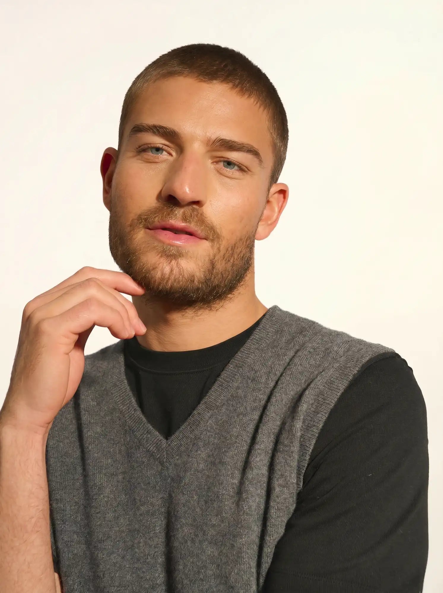 CORKI top v-ausschnitt anthrazit meliert