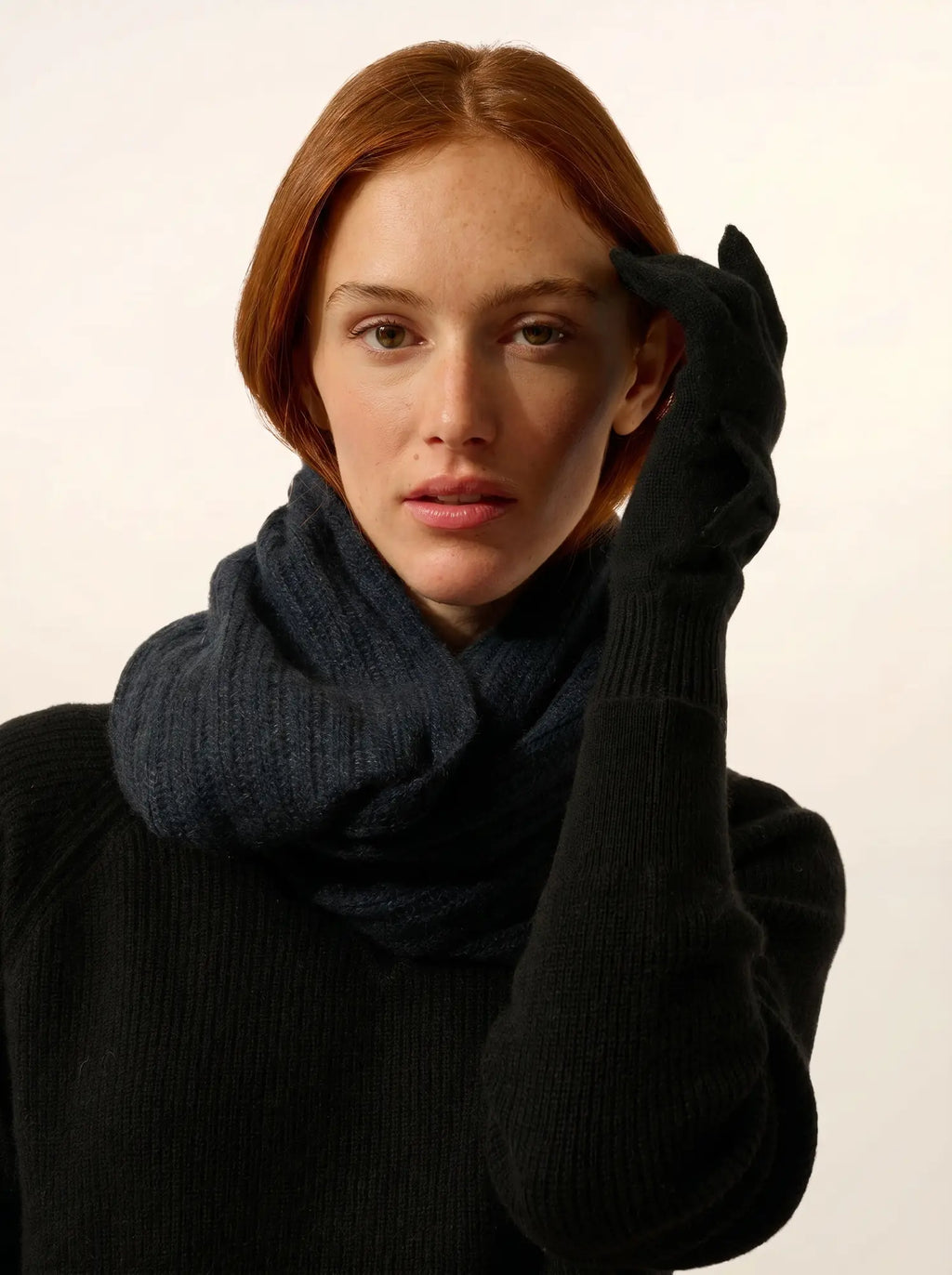LUCY handschuhe 4-fädig schwarz