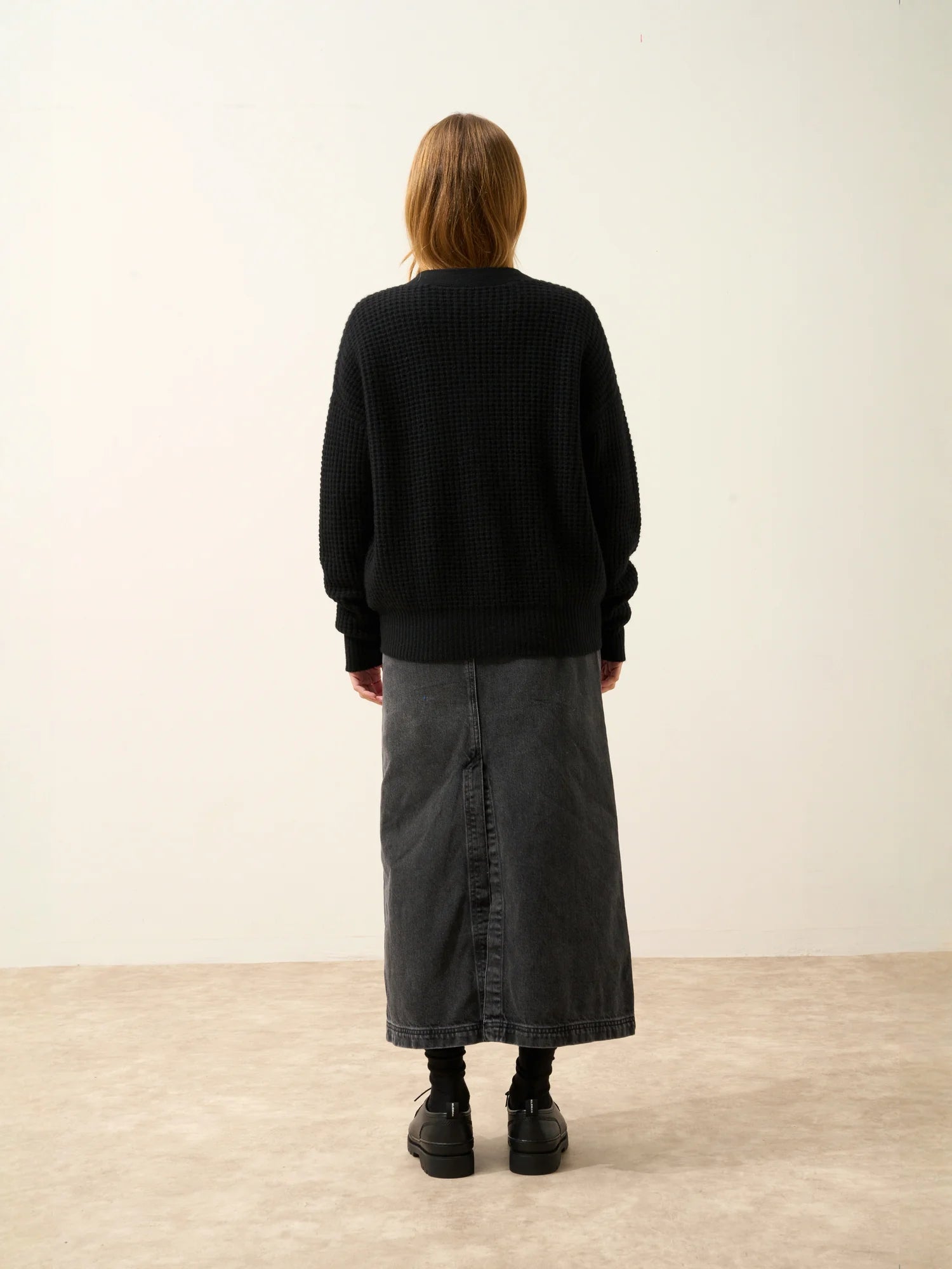 CLARA strickjacke v-ausschnitt 6-fädig schwarz