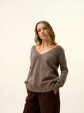 CASSIE pullover v-ausschnitt 4-fädig taupe meliert