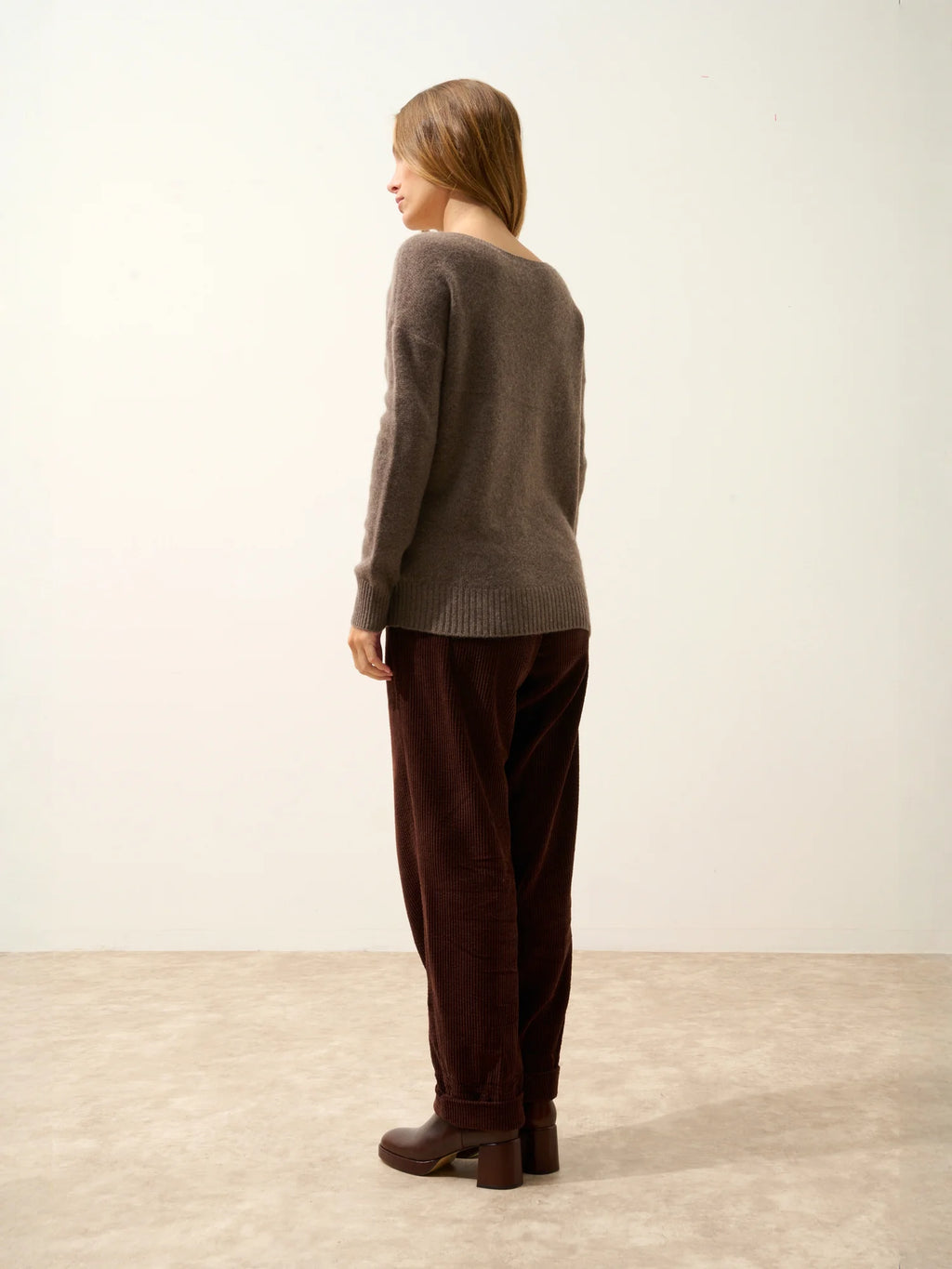 CASSIE pullover v-ausschnitt 4-fädig taupe meliert