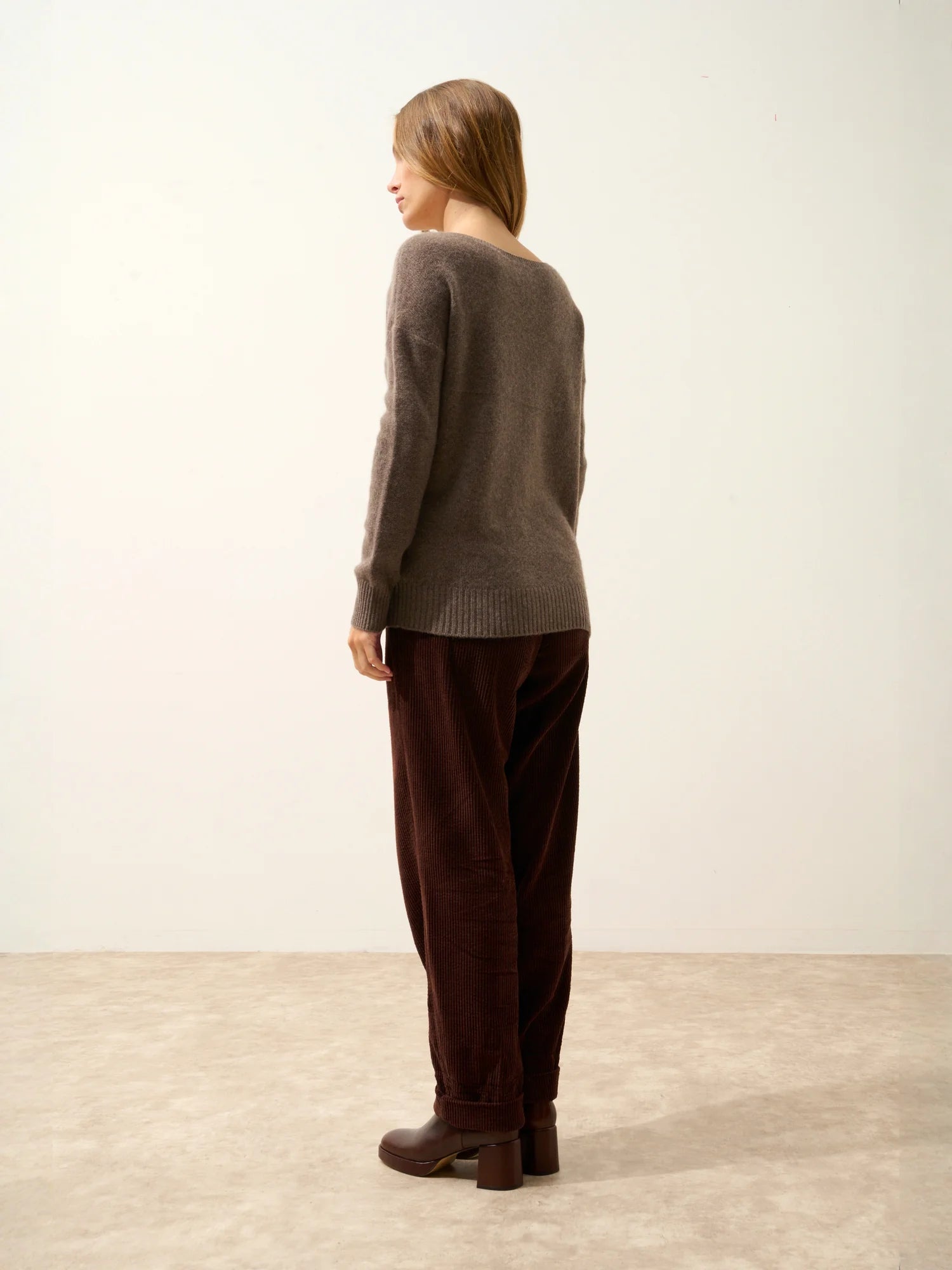 CASSIE pullover v-ausschnitt 4-fädig taupe meliert
