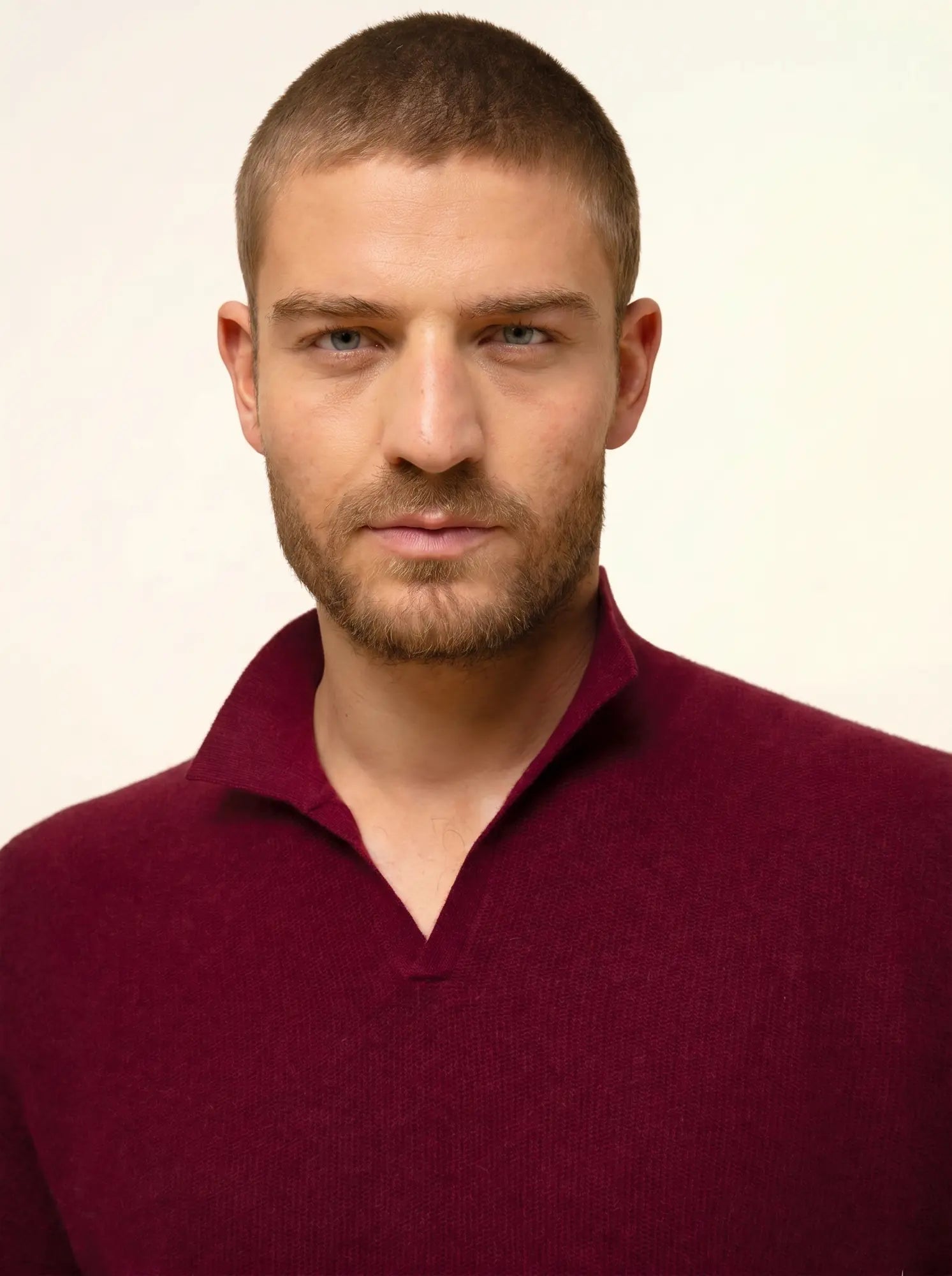 NOAH pull col polo ouvert bordeaux