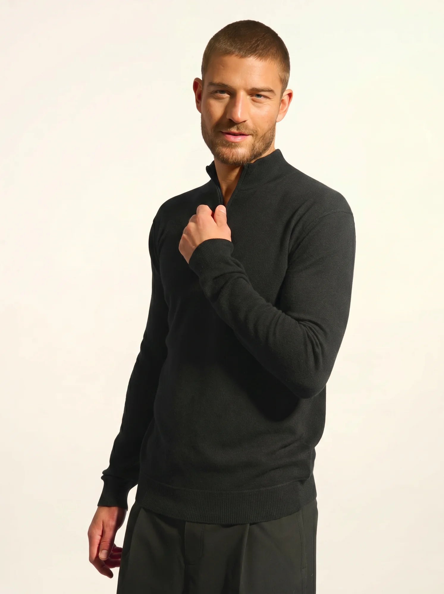 NOUR pullover dockermütze schwarz
