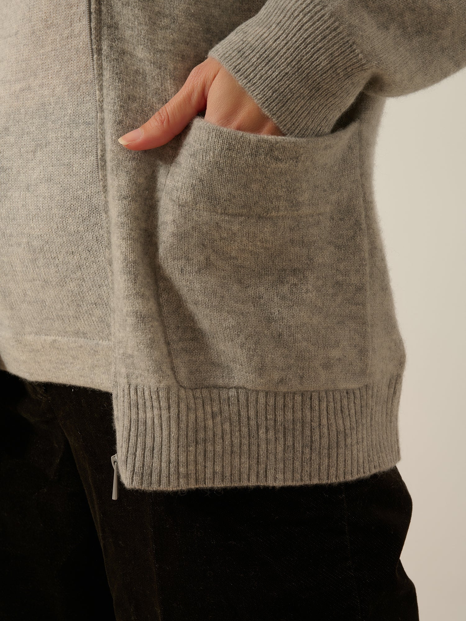 ERVIE cardigan with mandarin collar in mottled cloud print