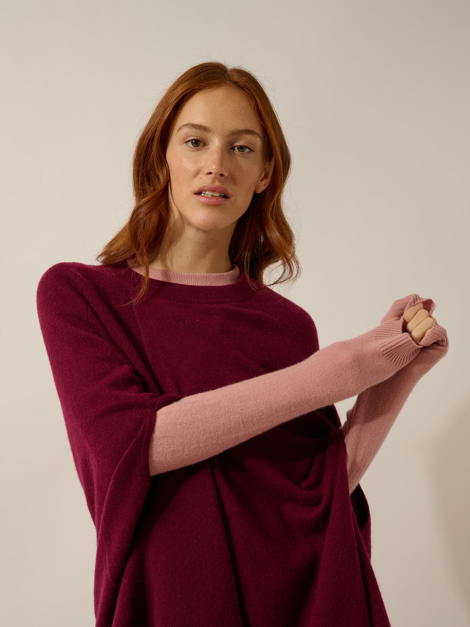 ALLOA cape ouverte col rond bordeaux