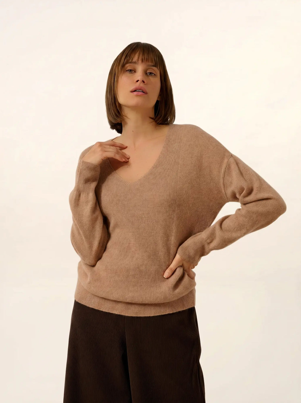 BIRSE pullover v-ausschnitt camel meliert