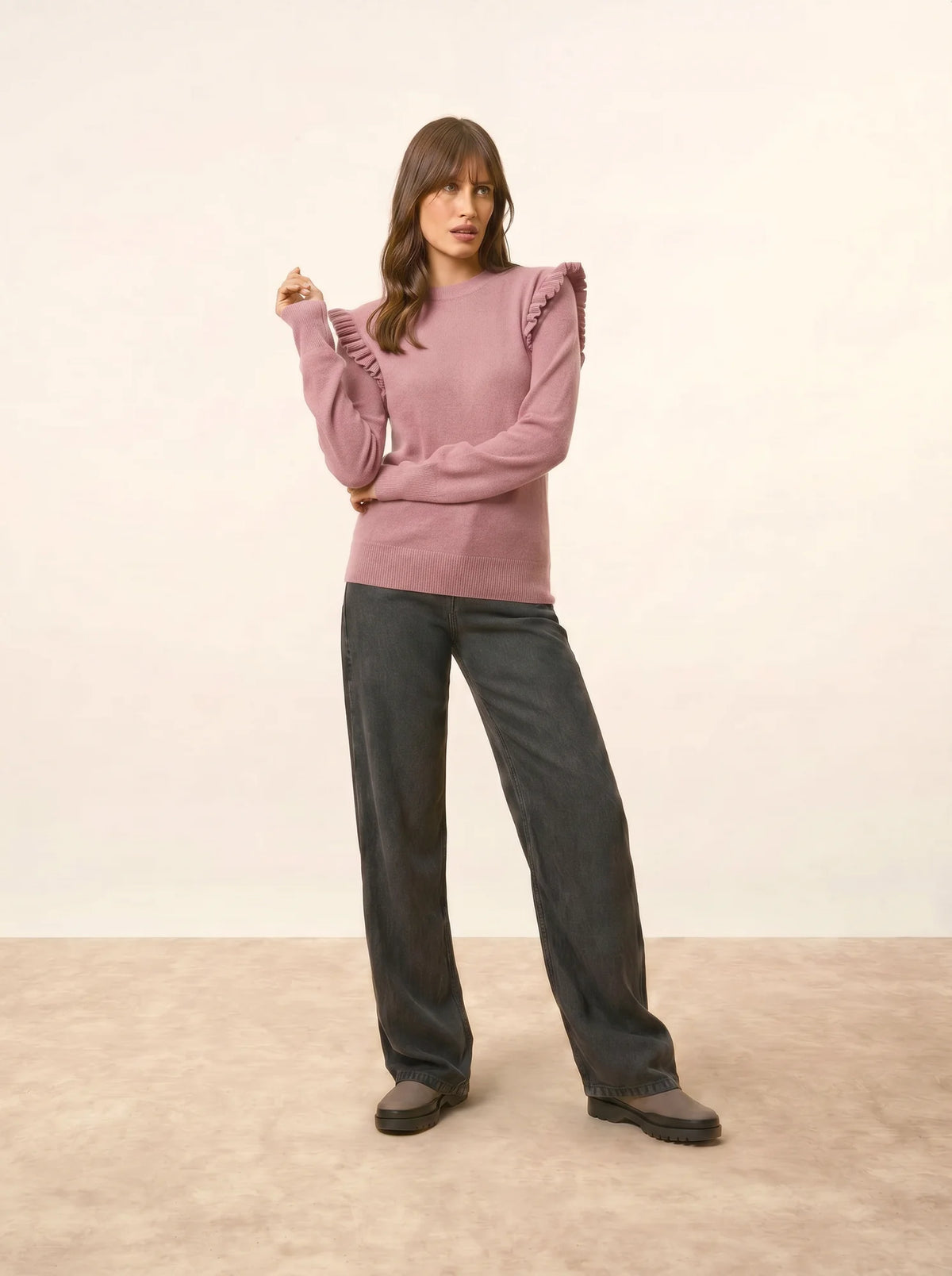BOXBURN Pullover Rundhalsausschnitt Volants an Schultern Rosenholz