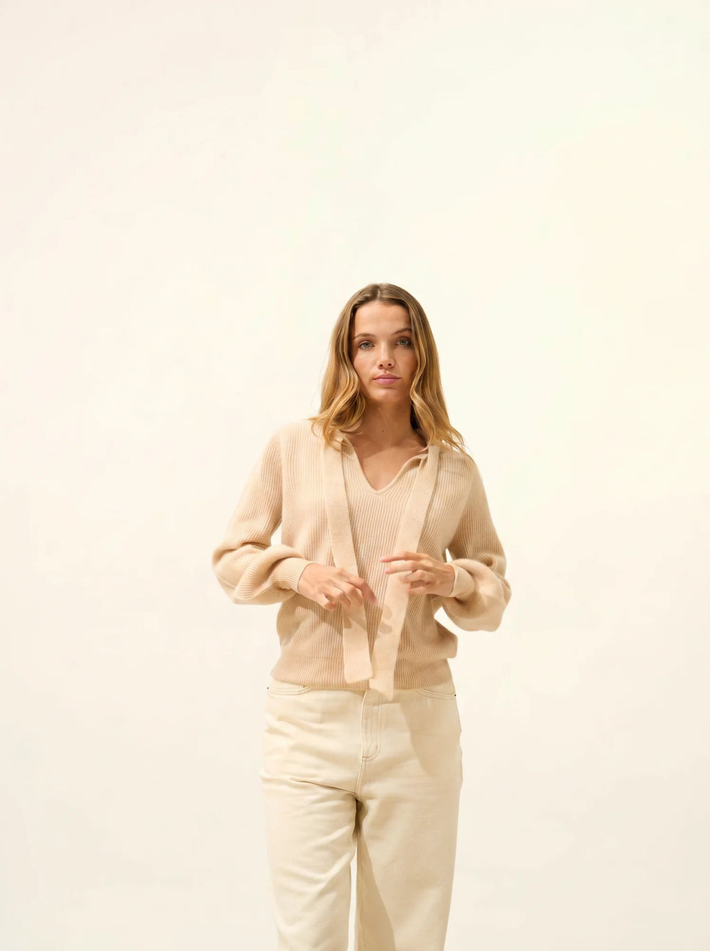 NOTY pullover col lavallière sand