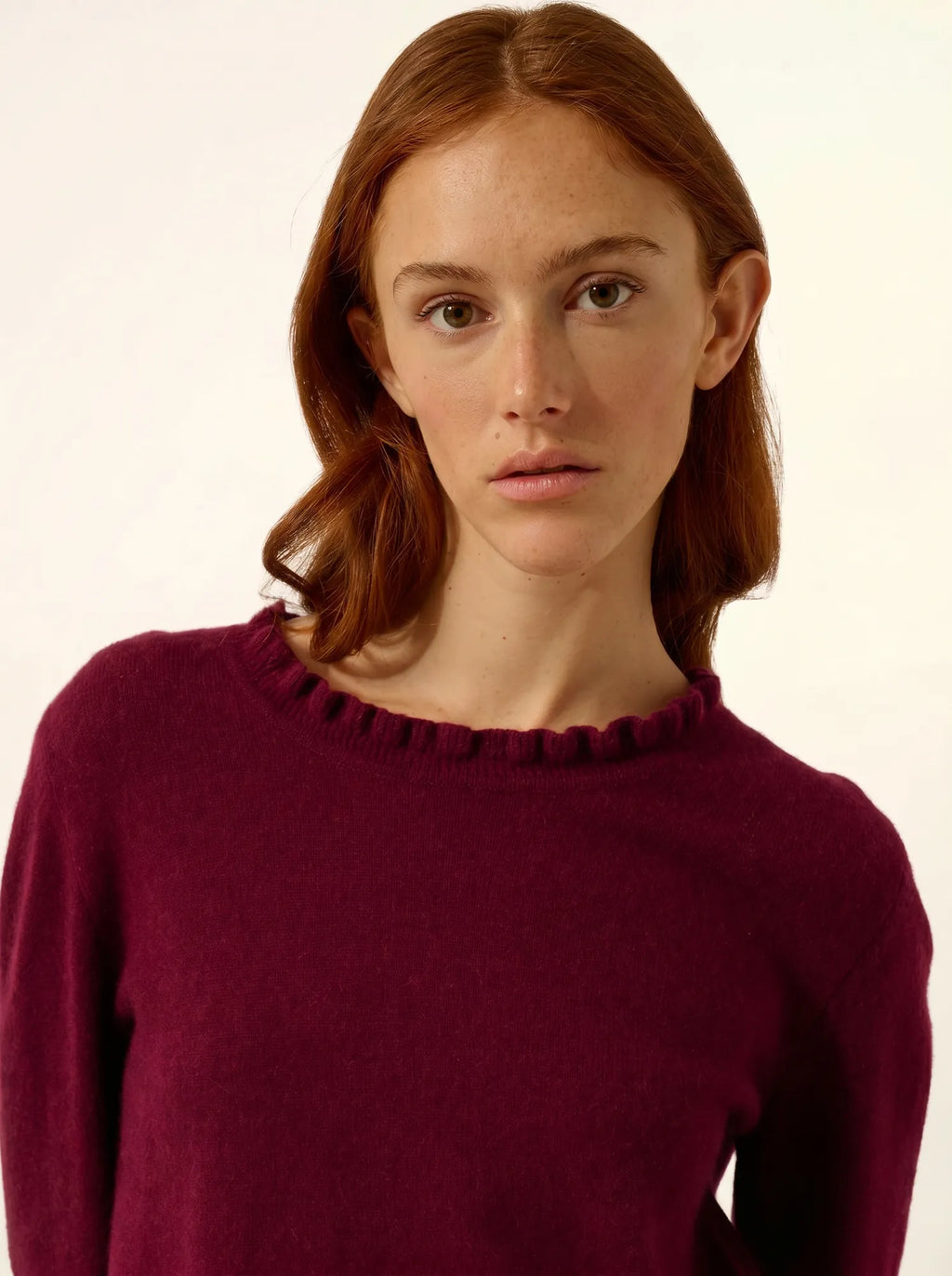 CHARLIE pullover stehkragen volant tropfen hinten bordeaux