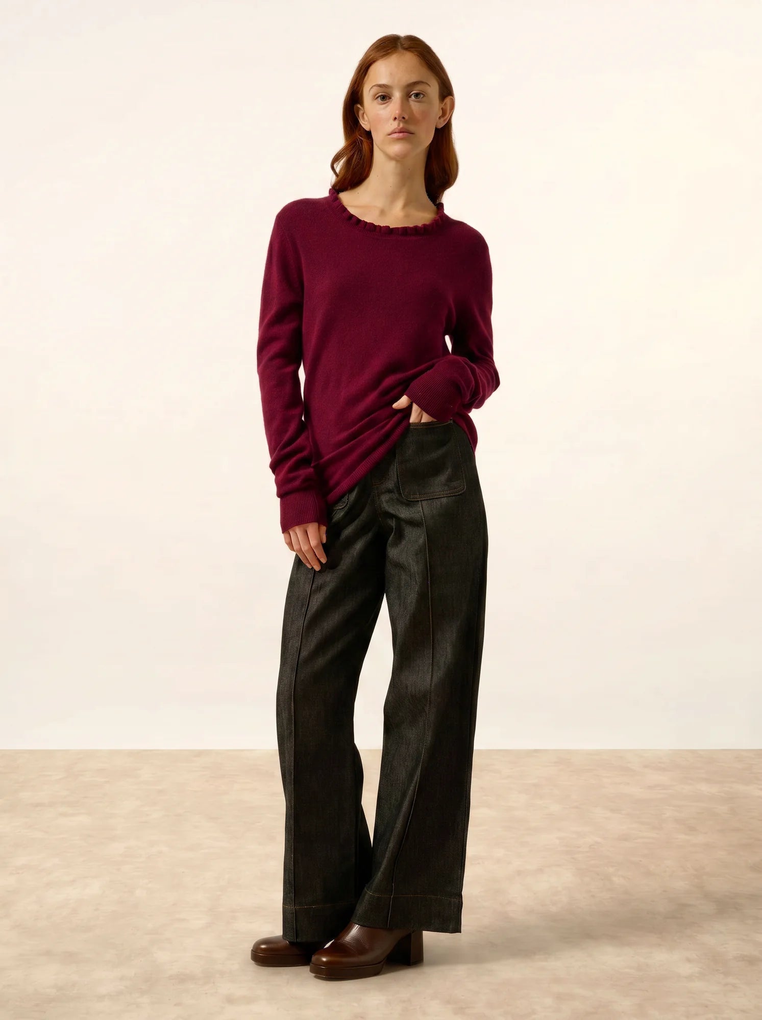 CHARLIE pullover stehkragen volant tropfen hinten bordeaux