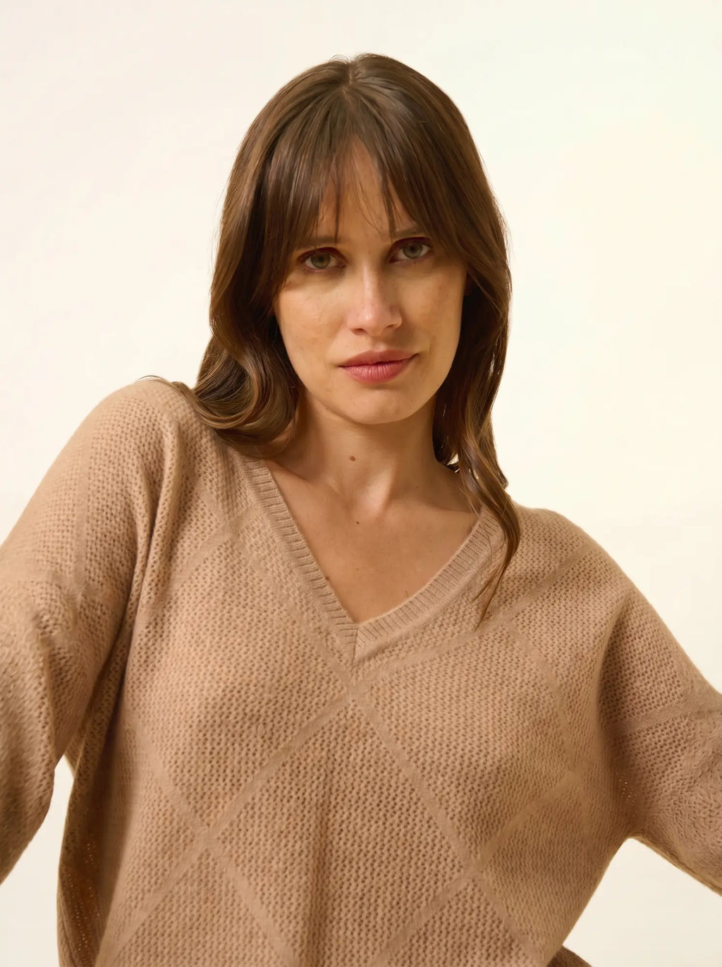 CAPUCINE pullover v-ausschnitt camel meliert