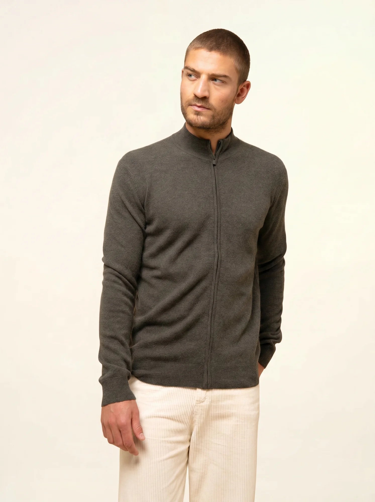 LILOU gilet zippé col montant kaki chiné