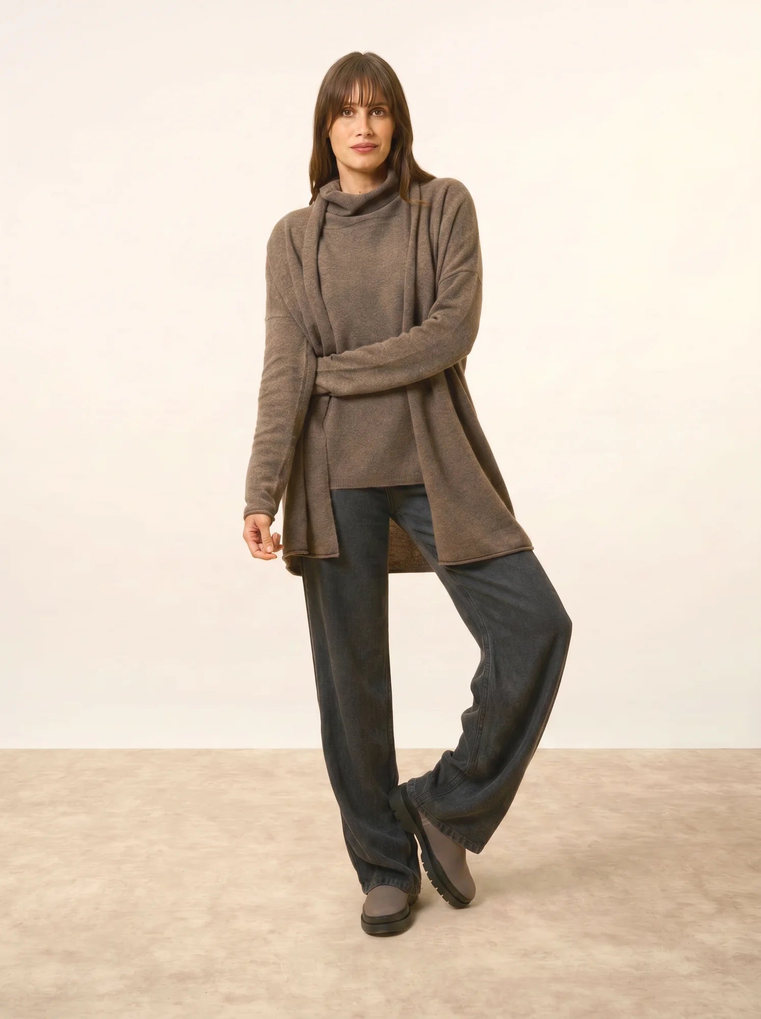MADDIE jacke lang offen schalkragen taupe meliert