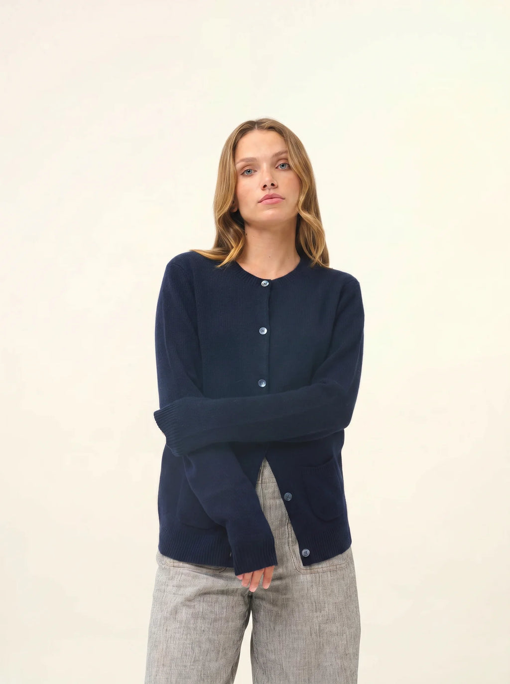 ROSE strickjacke rundhalsausschnitt 4-fädig marineblau
