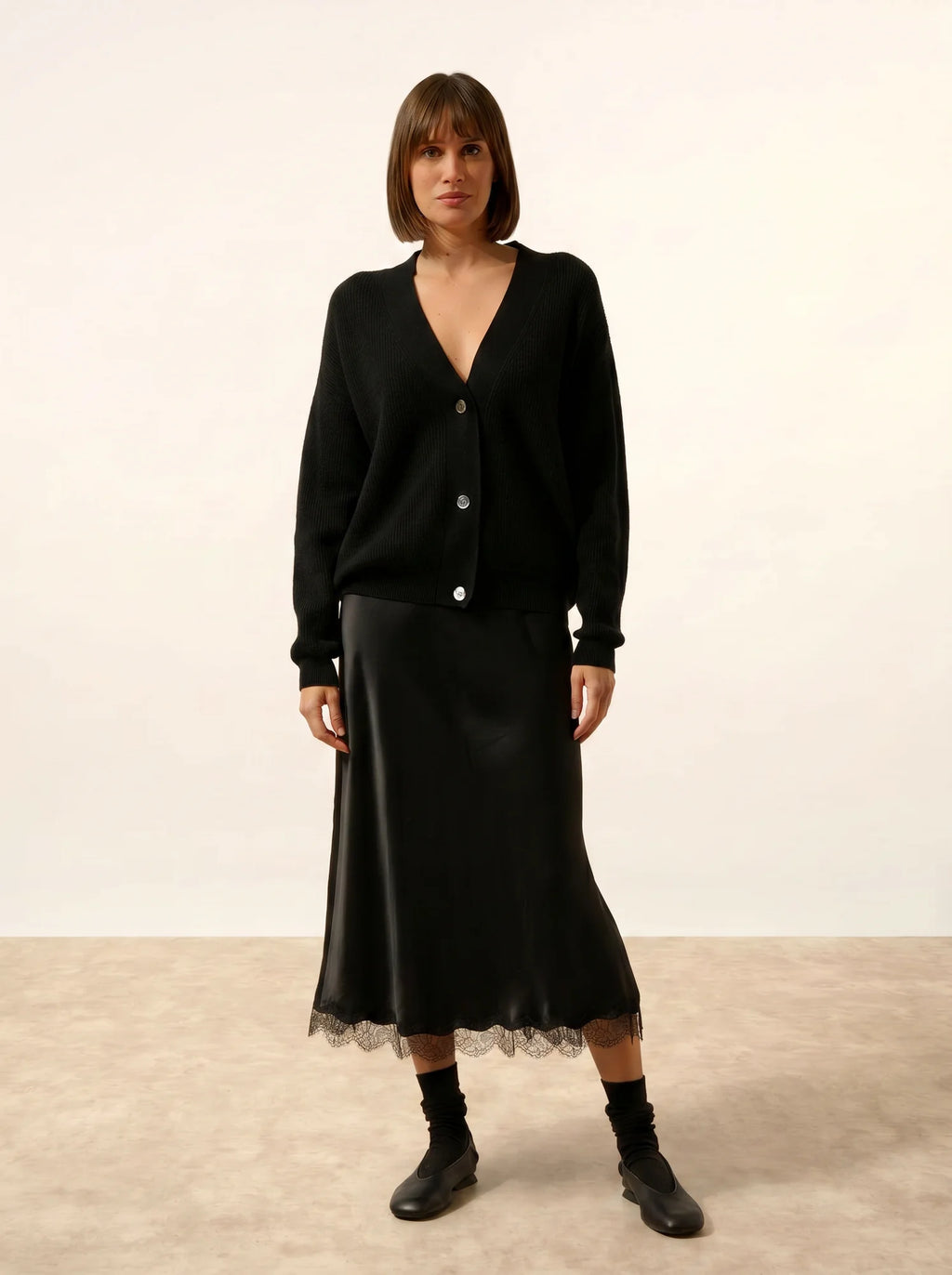 ADELE strickjacke v-ausschnitt schwarz