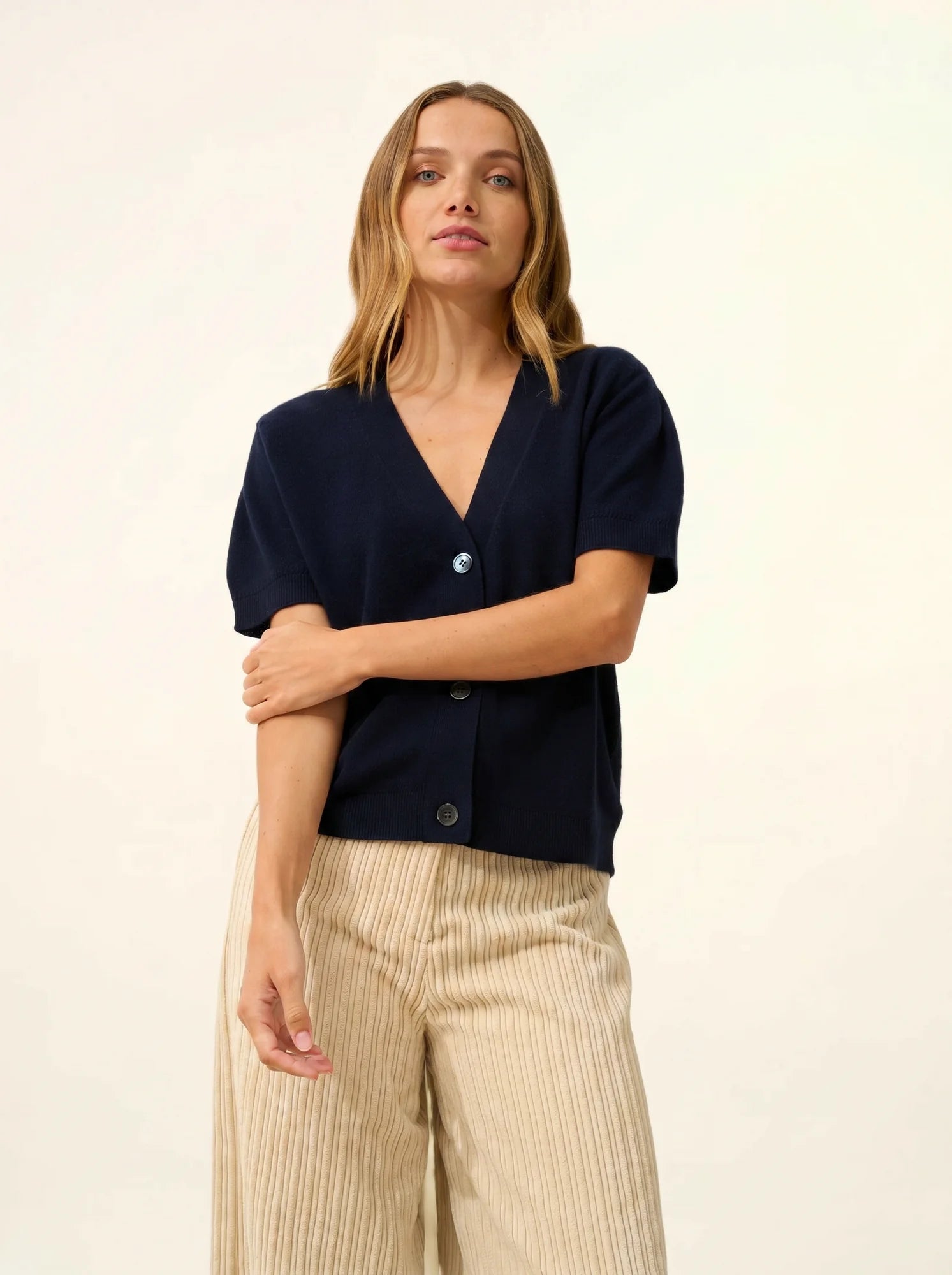 DAN strickjacke v-ausschnitt kurzarm marineblau