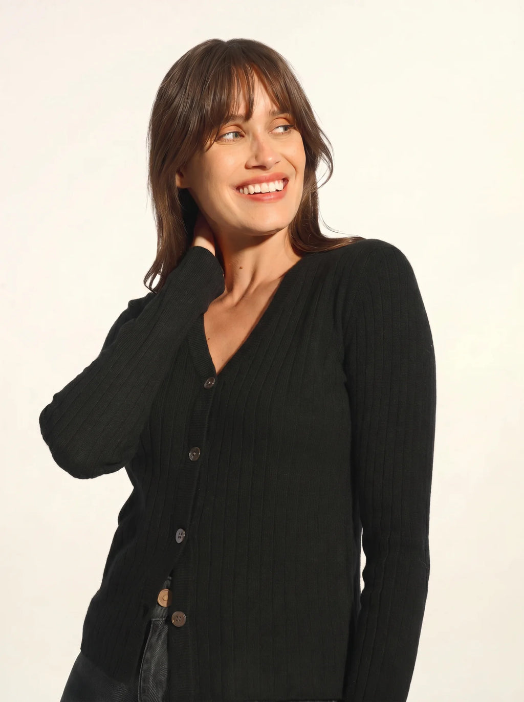 CAMILLE strickjacke v-ausschnitt schwarz