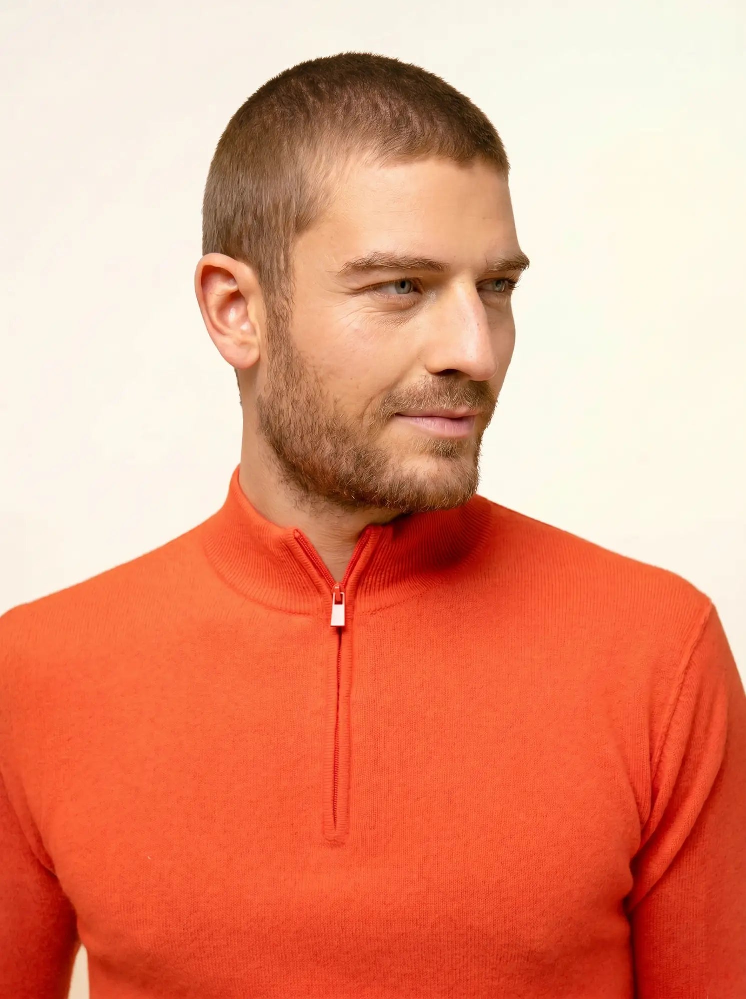 NOUR pull camionneur orange