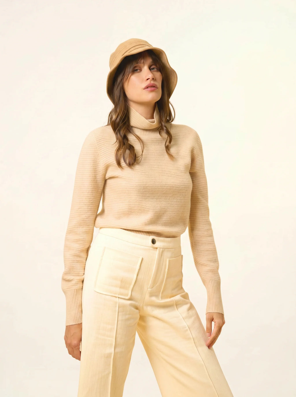 UDNY pullover rollkragen sand