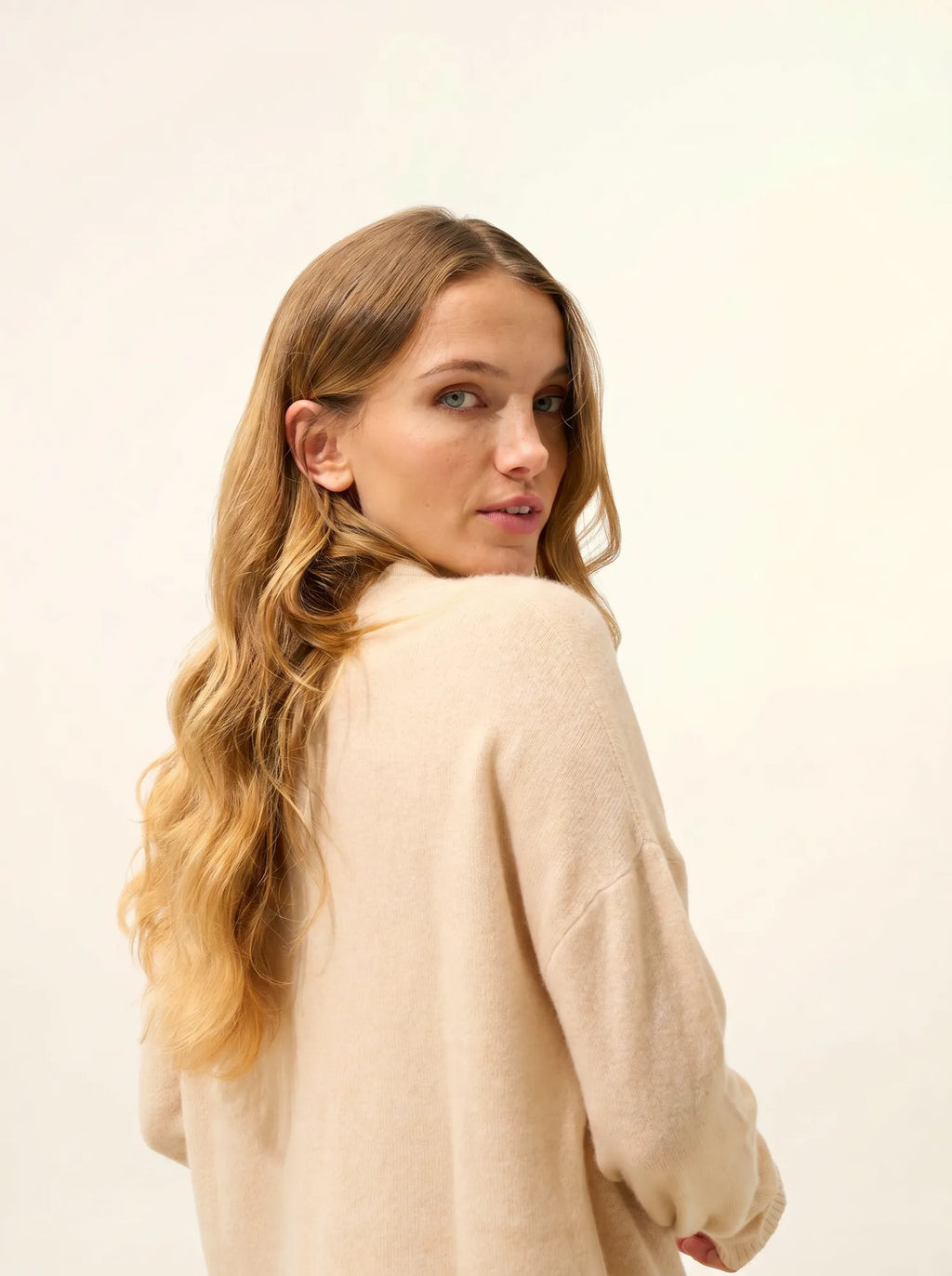 JOSPE pullover rundhalsausschnitt sand
