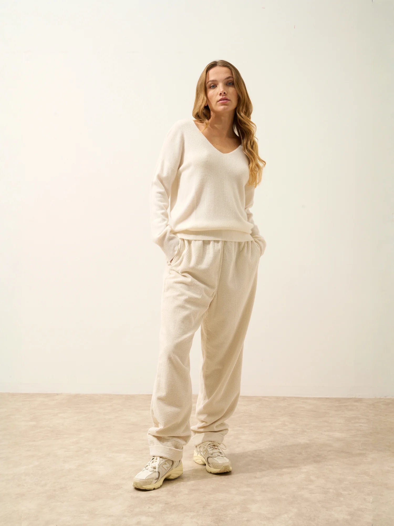 BIRSE pullover v-ausschnitt elfenbein
