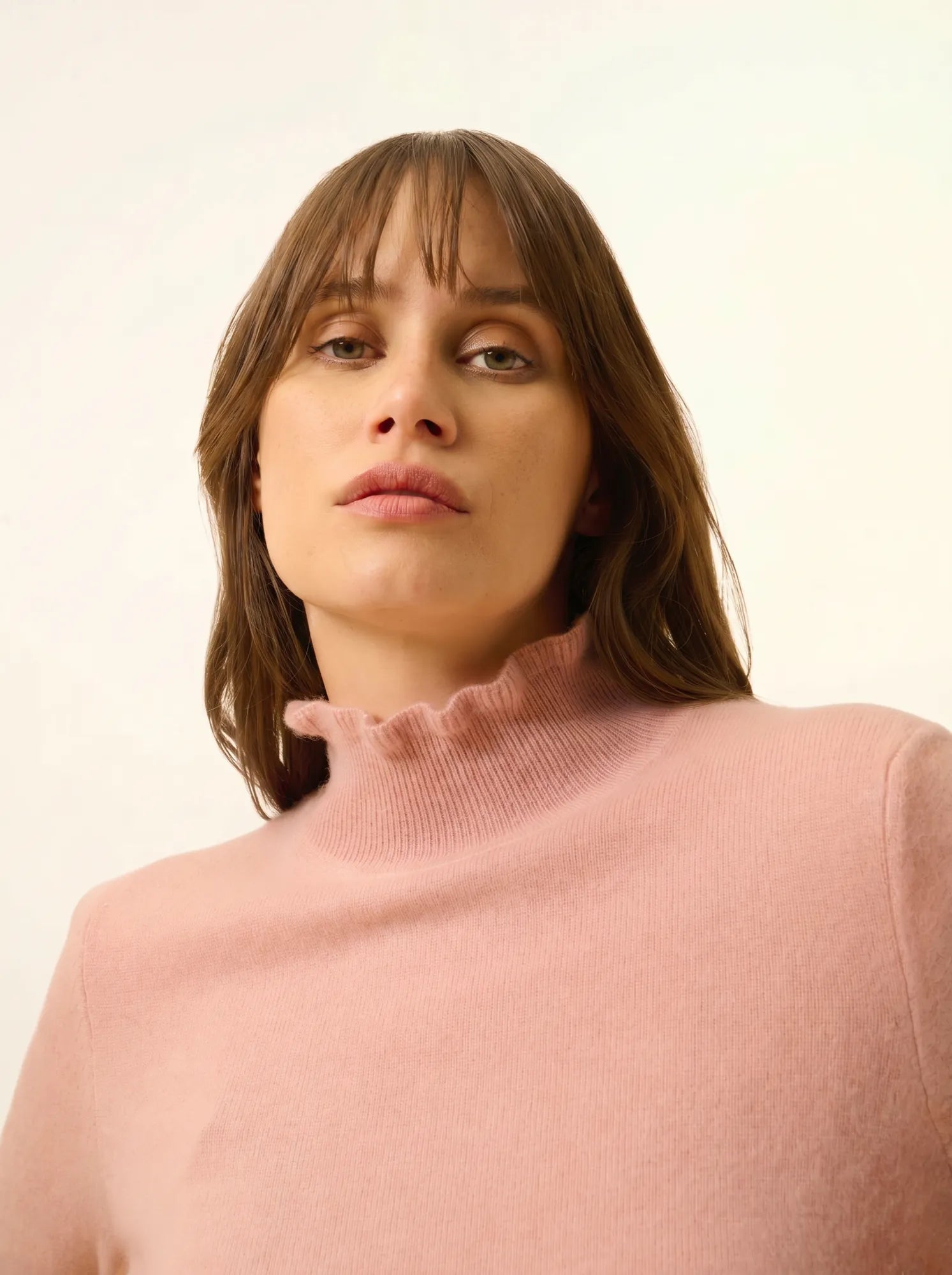 TRILA pullover stehkragen volant bois de rosa