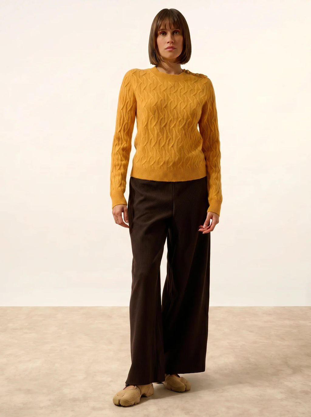 LYND pullover rundhalsausschnitt marine 4-fädig curcuma