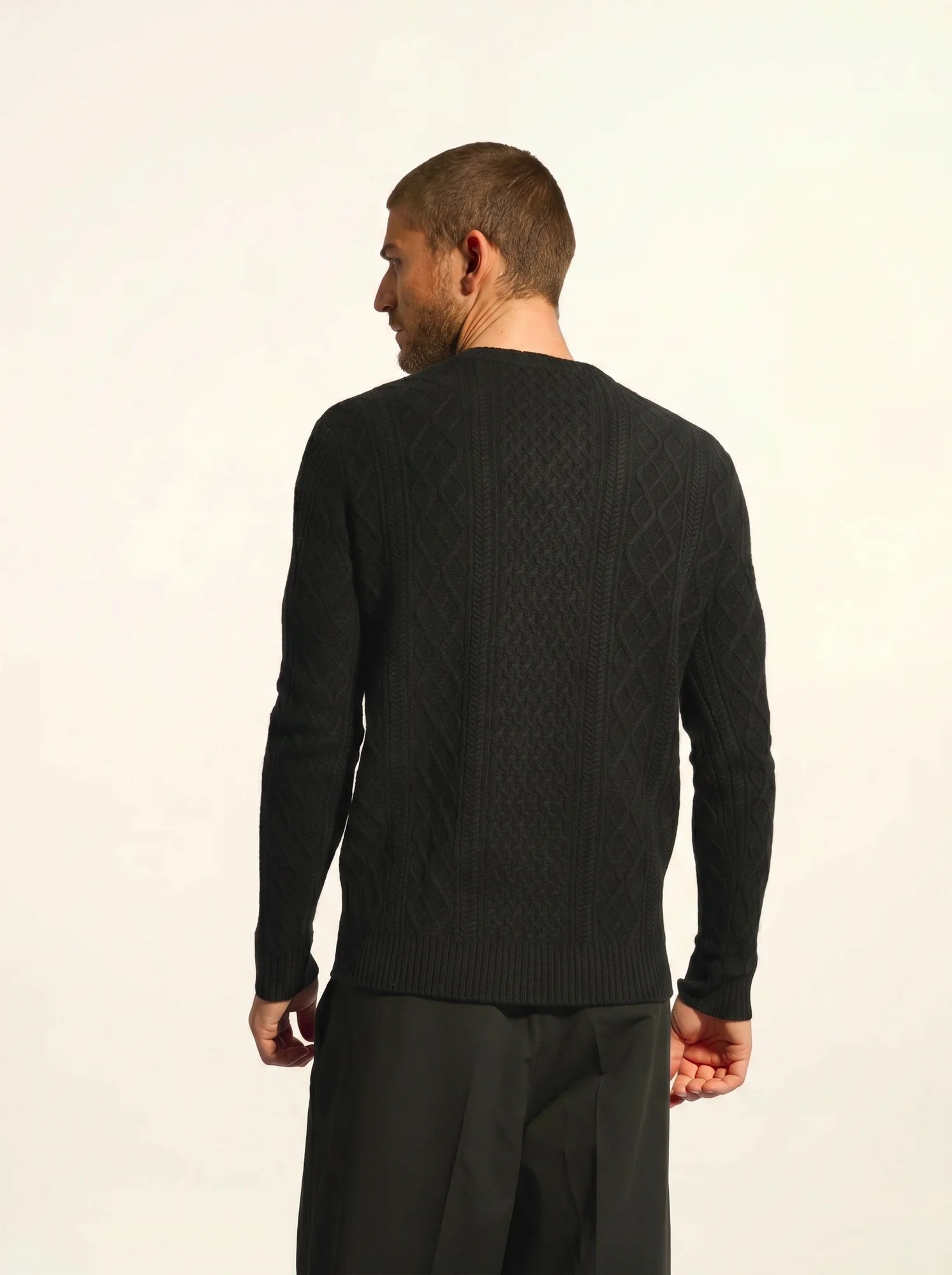 THURID pull col rond 4 fils noir
