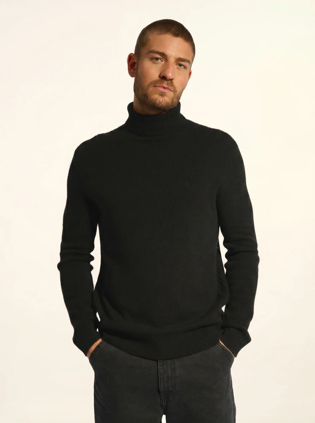 NOI pullover rollkragen 4-fädig schwarz
