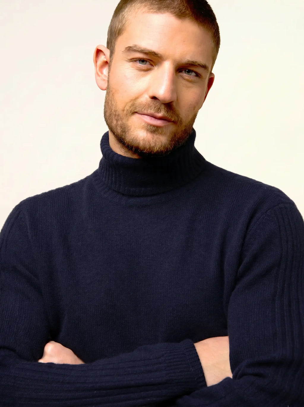 NOI pullover rollkragen 4-fädig marineblau